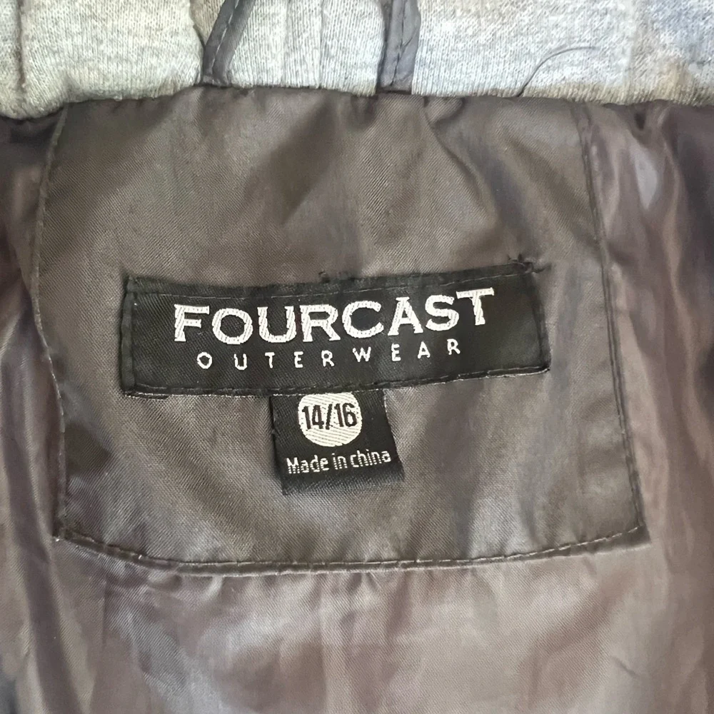Forecast~Kid's Puffer Jacket, double zipper, Sizw 14/16